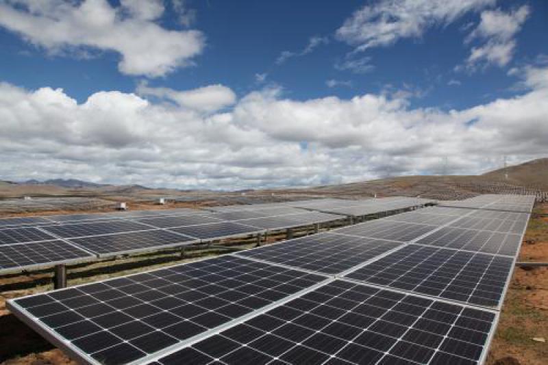 四川甘孜9個(gè)光伏扶貧電站并網(wǎng)發(fā)電
