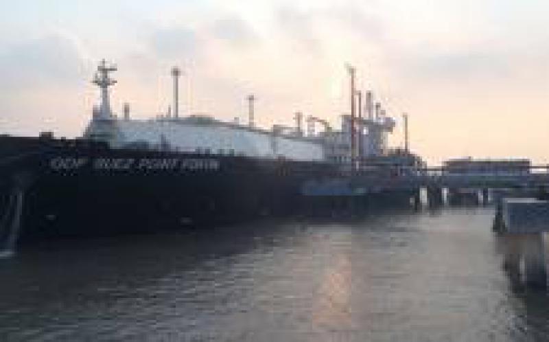 中國北方的液化天然氣泊位更多，但需求過剩