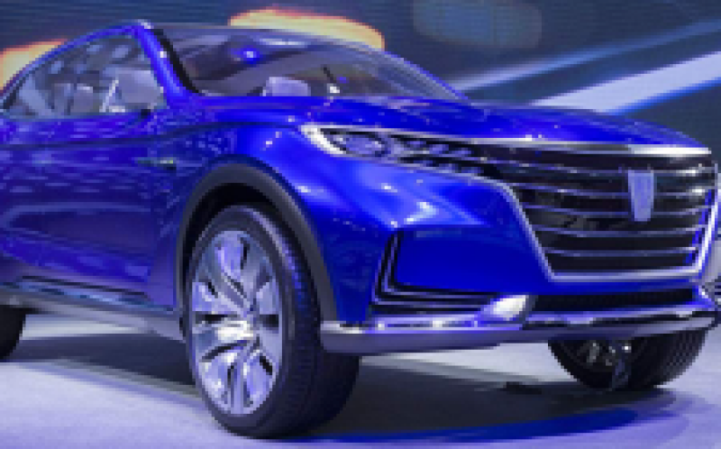 發改委：1-7月新能源汽車產量增長68.6%