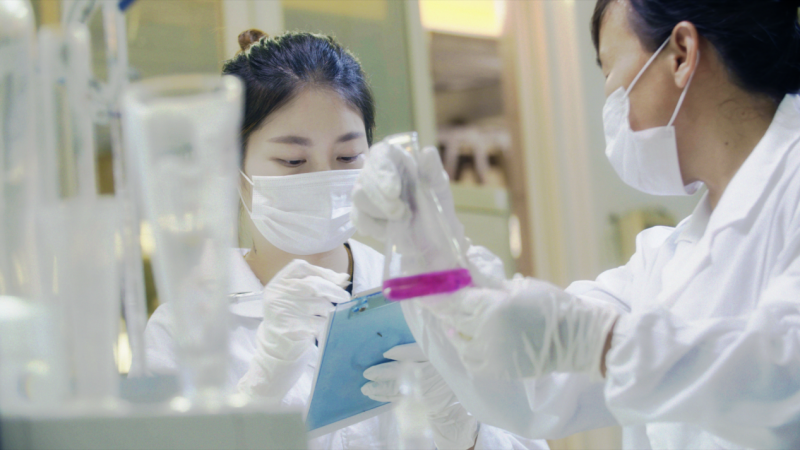 安泰鋁材工廠實(shí)驗(yàn)室實(shí)拍，標(biāo)準(zhǔn)化檢驗(yàn)全過程首曝