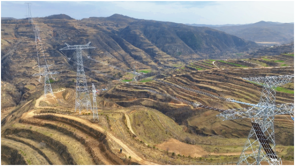 世界首個柔性特高壓直流工程首個標(biāo)段貫通